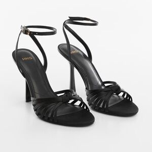 SOLLDDD Mango Black Heels